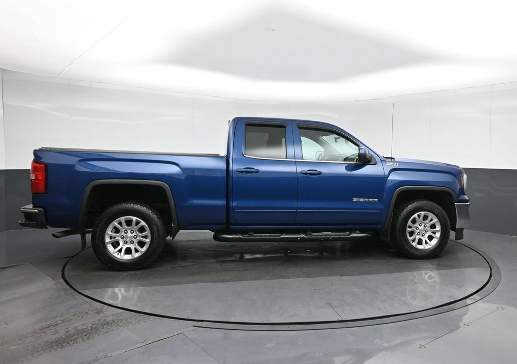 Used 2018 GMC Sierra 1500 SLE w/ SLE Value Package AWD/4WD image 8