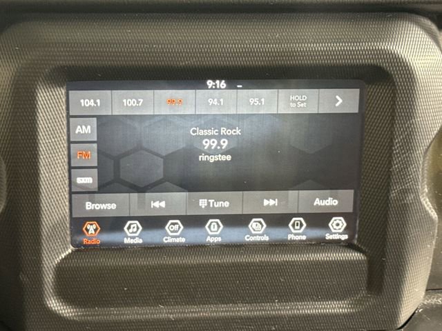 Used 2021 Jeep Wrangler Unlimited Sahara image 24