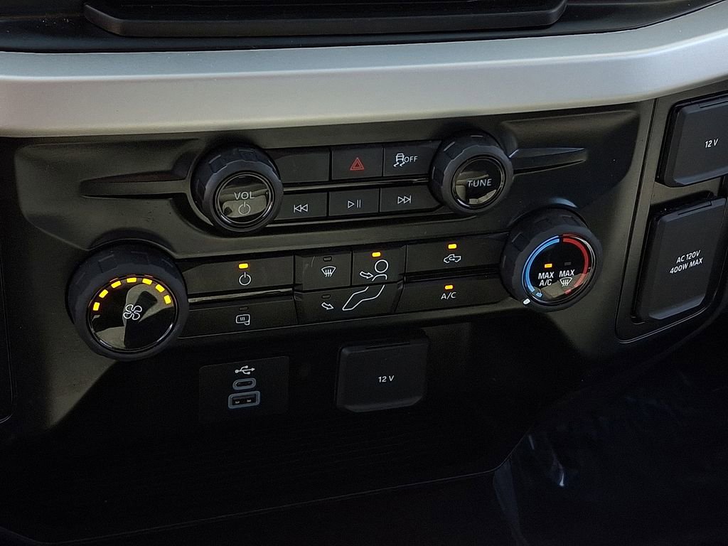 Used 2025 Ford F250 XLT AWD/4WD image 15