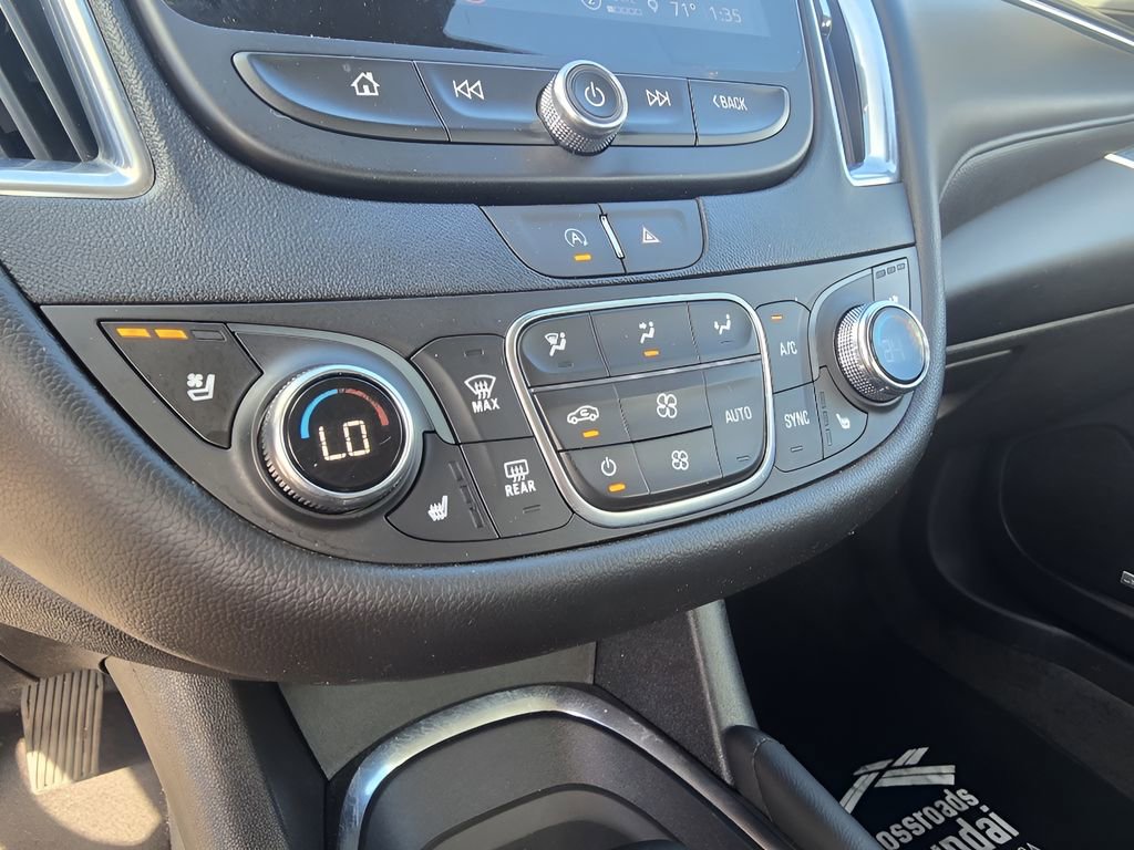 Used 2024 Chevrolet Malibu LT image 20