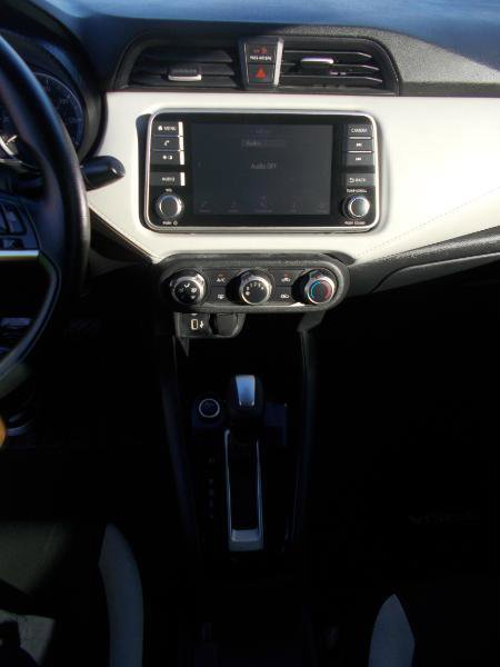 Used 2021 Nissan Versa SV image 22