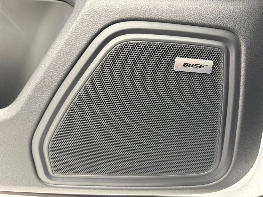 Used 2024 Porsche Macan image 23