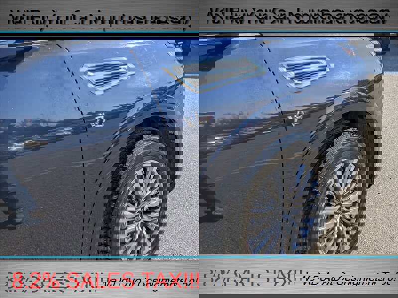 Used 2022 Nissan Armada SL w/ Captain's Chairs Package image 39