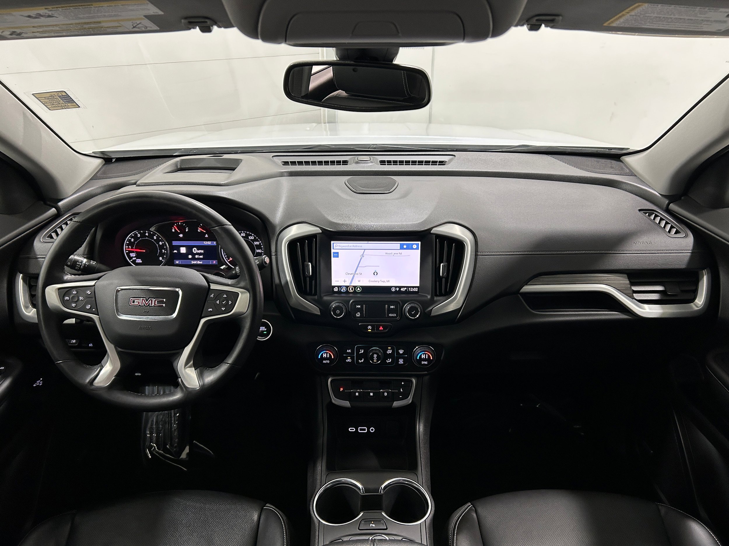 Used 2022 GMC Terrain SLT w/ Infotainment Package II image 14