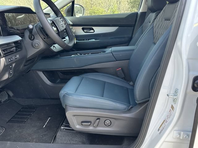 New 2026 Nissan Murano Platinum w/ Cargo Package AWD/4WD image 11