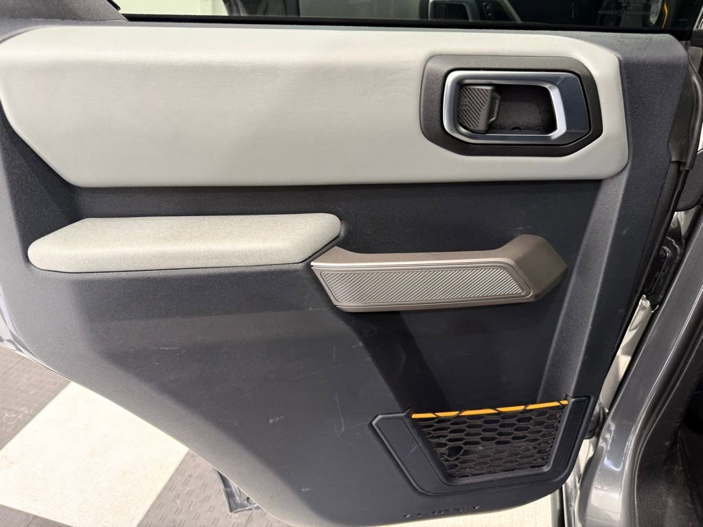 Used 2023 Ford Bronco Badlands image 18
