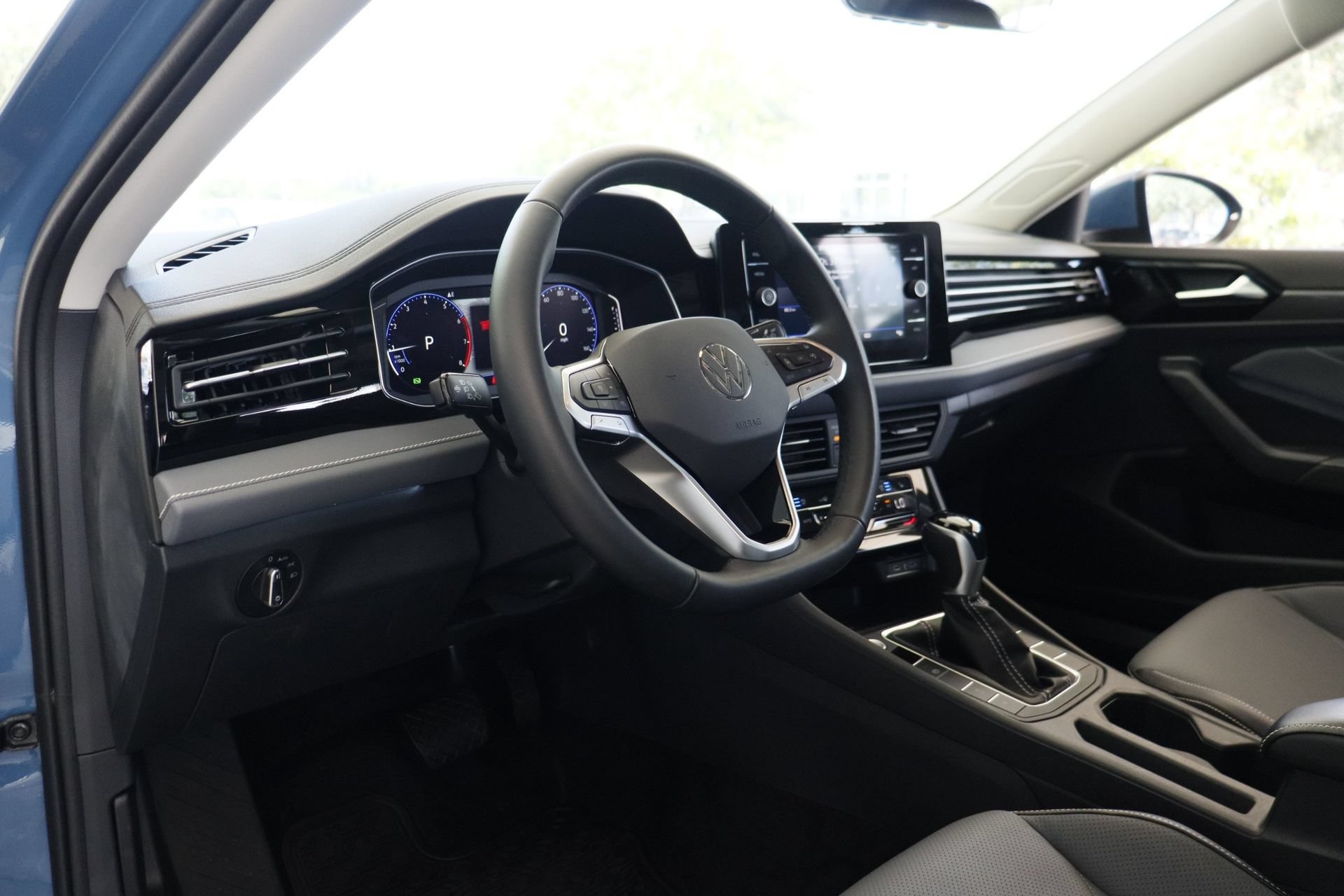 Certified 2026 Volkswagen Jetta SEL FWD image 8