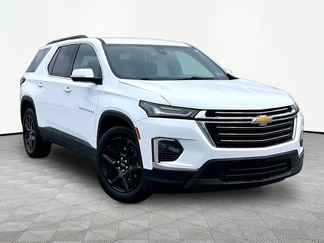 Used 2023 Chevrolet Traverse LT