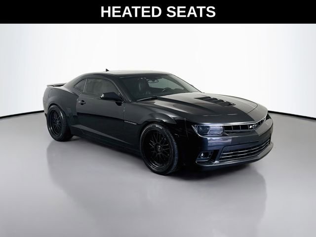 Used 2015 Chevrolet Camaro SS w/ RS Package RWD image 2