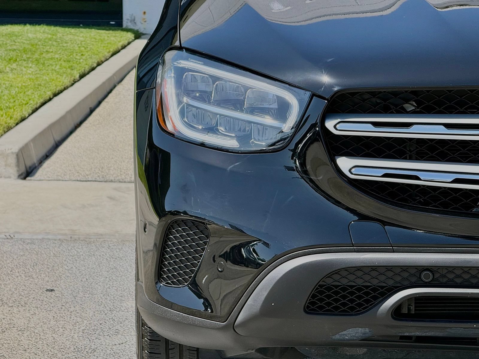 Used 2021 Mercedes-Benz GLC 300 image 7