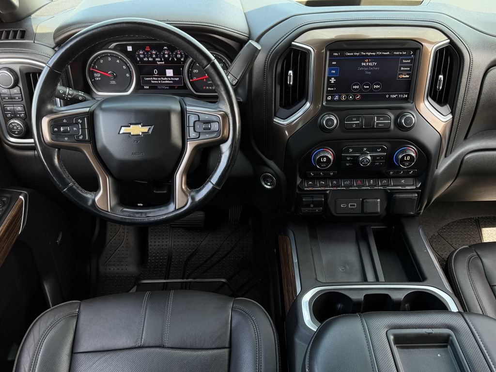 Used 2019 Chevrolet Silverado 1500 High Country w/ Technology Package AWD/4WD image 23