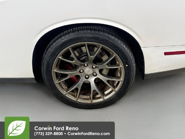 Used 2015 Dodge Challenger SRT w/ Technology Group RWD image 34