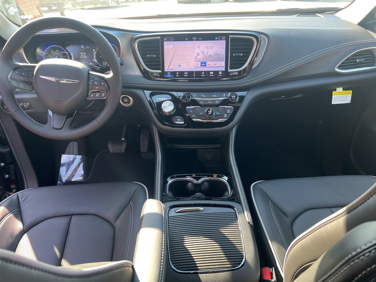 New 2026 Chrysler Pacifica Limited w/ S Appearance Package FWD image 18