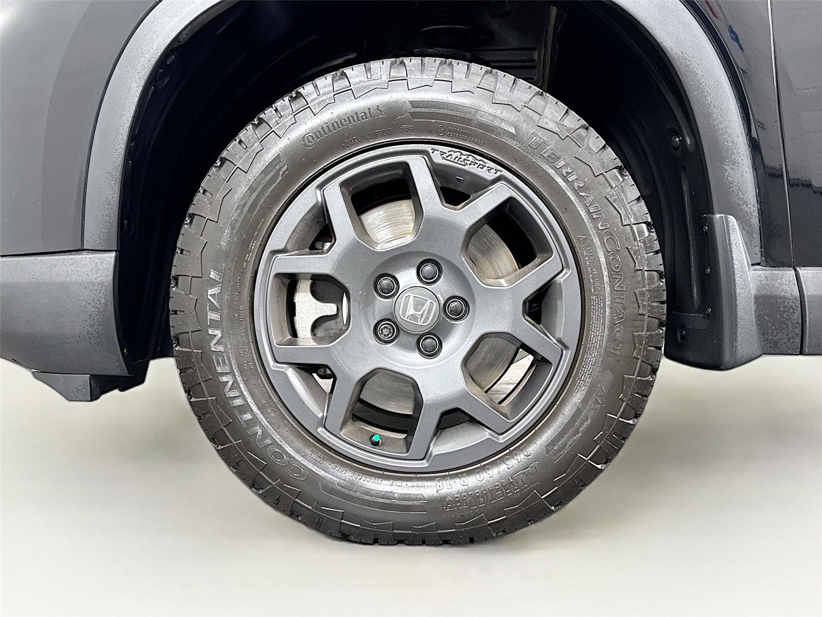 Used 2025 Honda Pilot TrailSport image 44