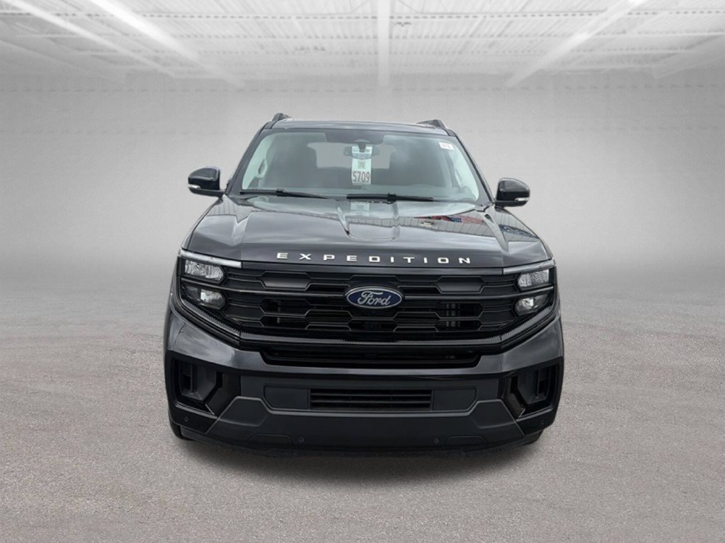 Certified 2026 Ford Expedition Active AWD/4WD image 3