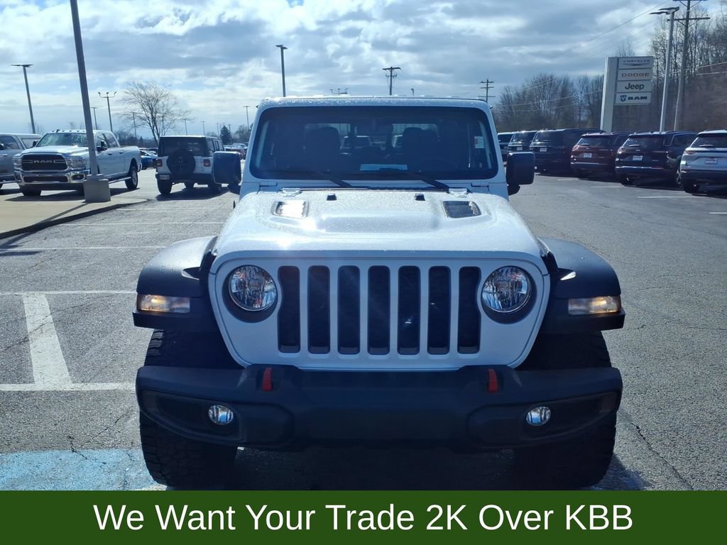 Used 2023 Jeep Gladiator Rubicon w/ Cold Weather Group AWD/4WD image 3