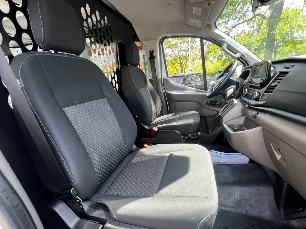 Used 2025 Ford Transit 250 Low Roof w/ Exterior Upgrade Package RWD image 32