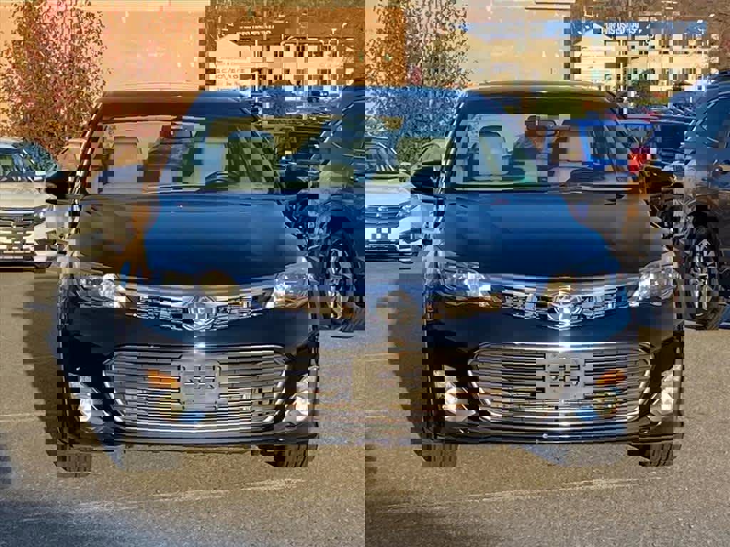 Used 2015 Toyota Avalon XLE Touring image 6