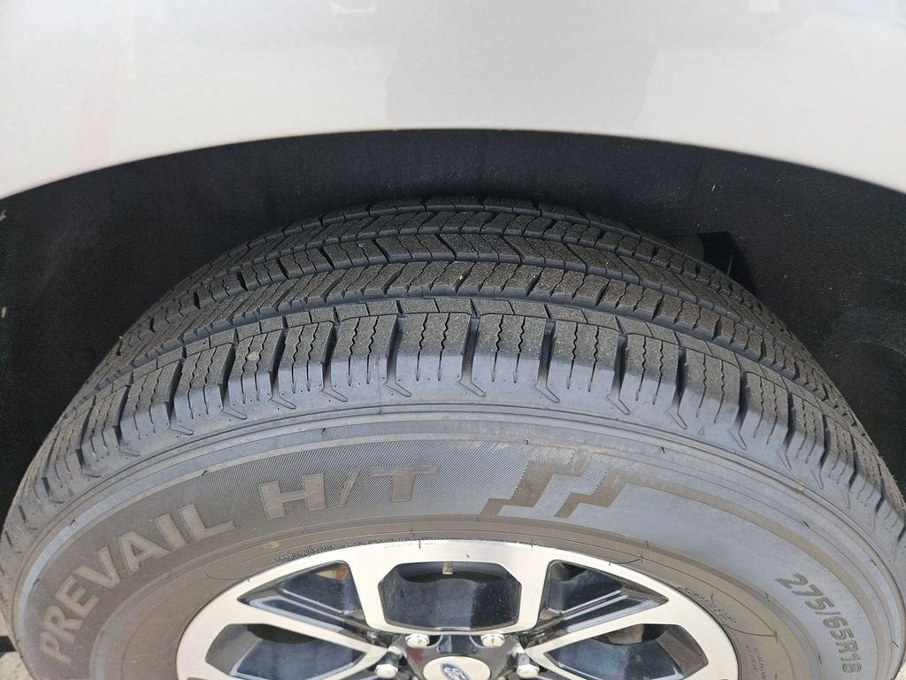 Used 2024 Ford Expedition Max XLT image 26