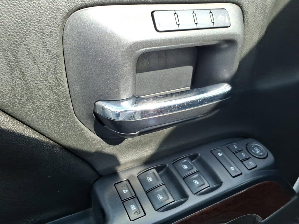 Used 2015 GMC Sierra 1500 SLT w/ Suspension Package, Off-Road image 10