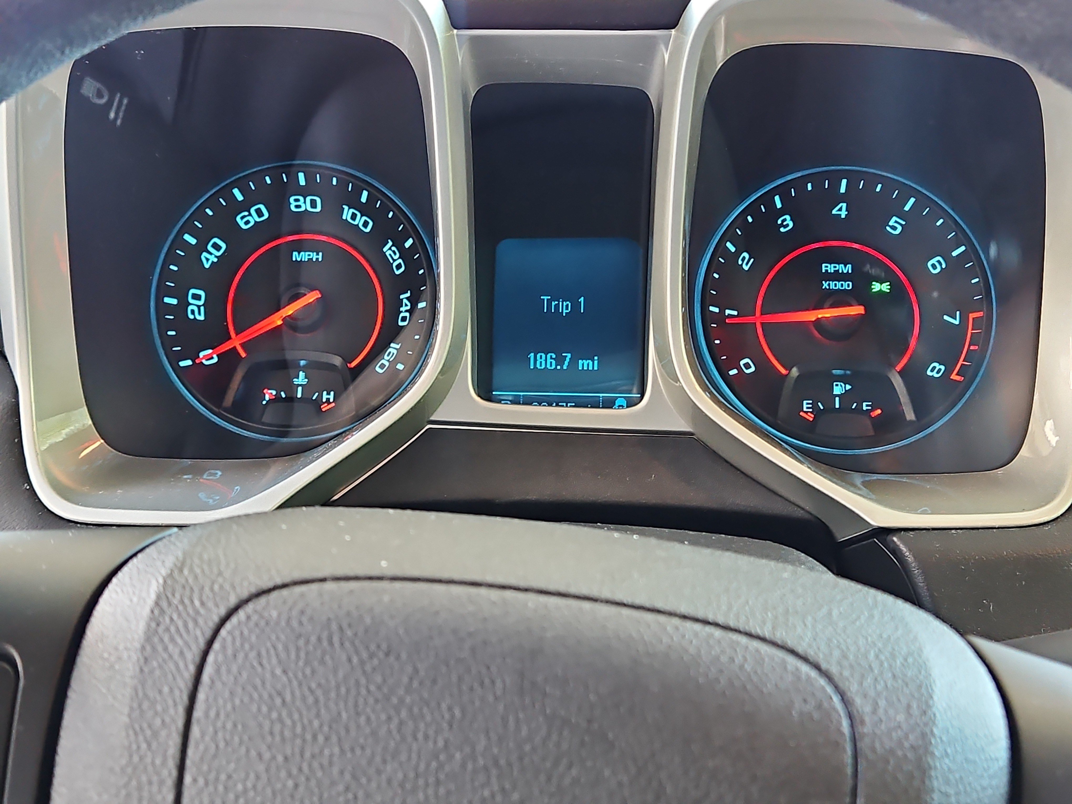 Used 2015 Chevrolet Camaro LS RWD image 21