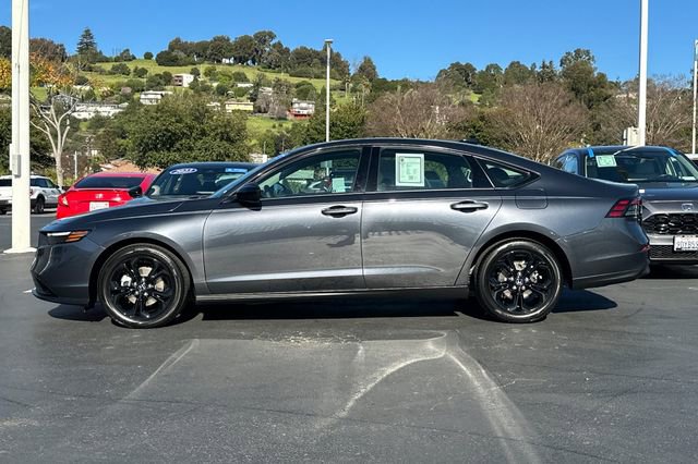 Certified 2025 Honda Accord SE image 6