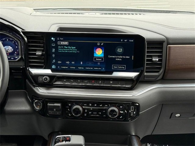 Used 2024 Chevrolet Silverado 1500 High Country w/ Technology Package image 14