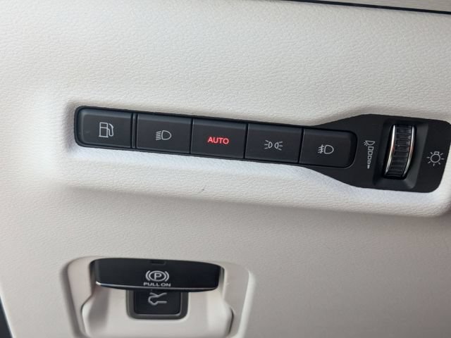 New 2026 Jeep Cherokee Limited AWD/4WD image 16