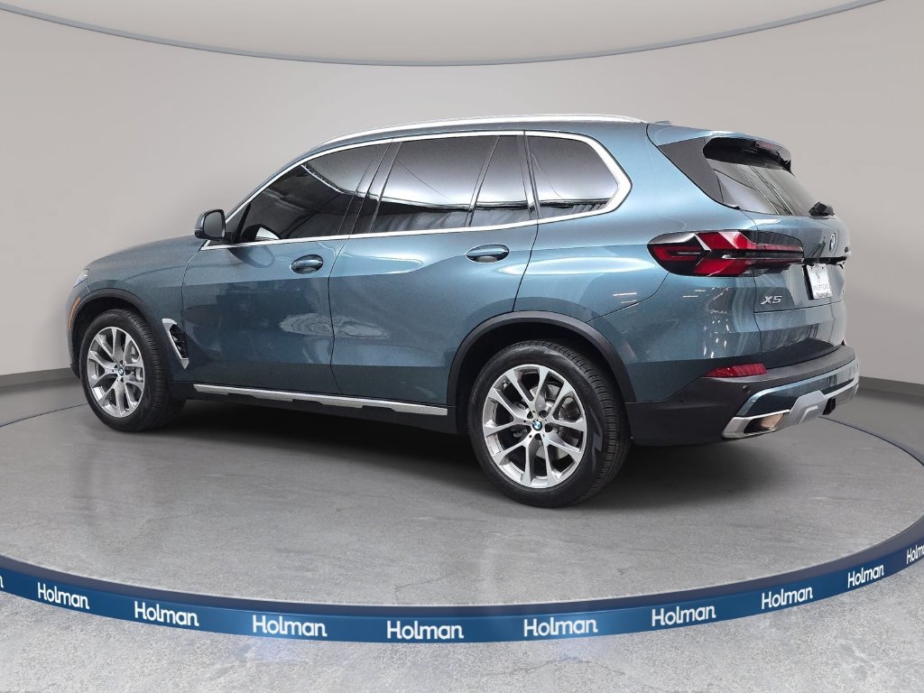 Used 2024 BMW X5 xDrive40i w/ Premium Package AWD/4WD image 8