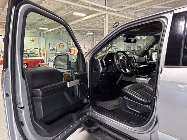 Used 2020 Ford F150 Lariat AWD/4WD image 14