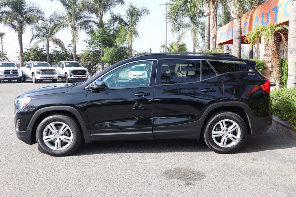 Used 2020 GMC Terrain SLE w/ Driver Convenience Package image 5