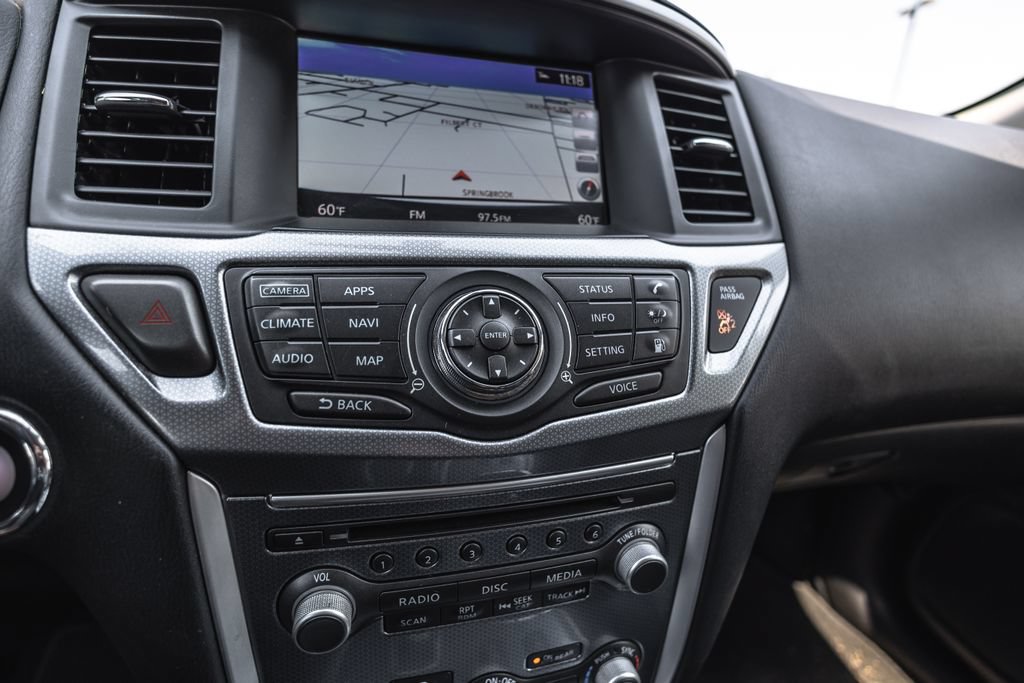 Used 2019 Nissan Pathfinder SL FWD image 13
