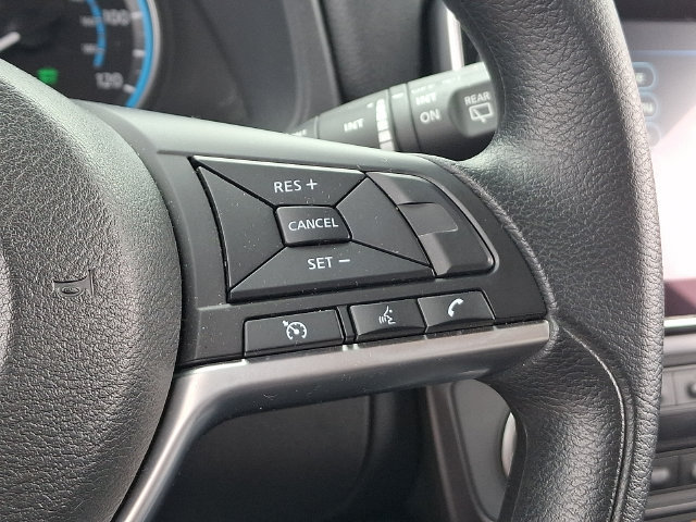 Used 2025 Nissan Leaf S FWD image 8