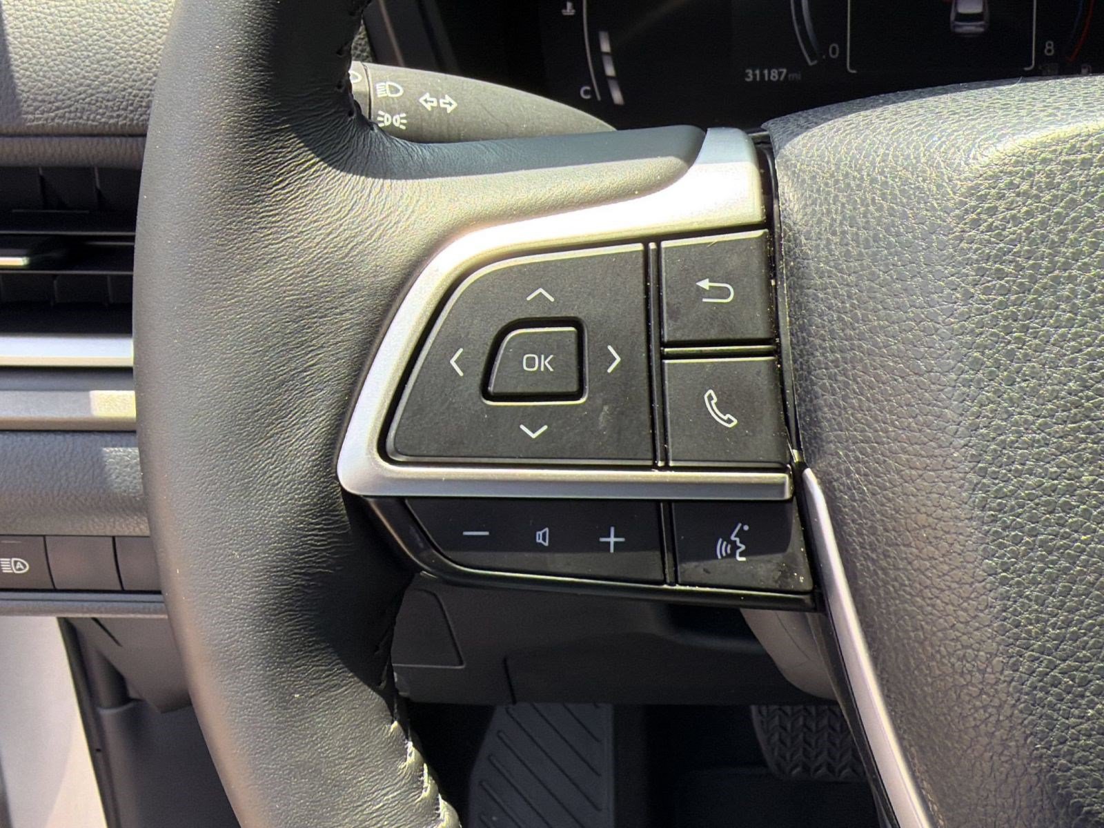 Used 2024 Toyota Grand Highlander FWD image 14