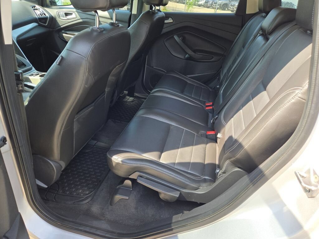 Used 2013 Ford Escape SEL AWD/4WD image 16