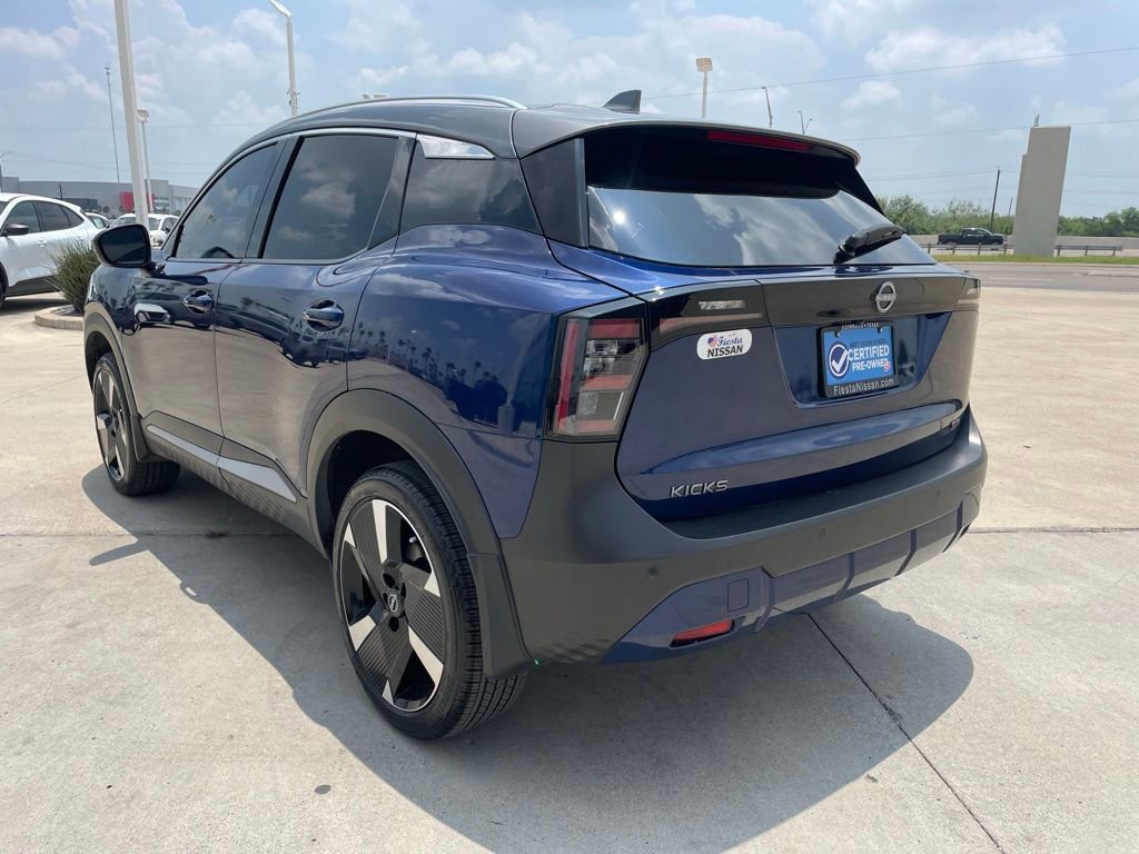 Certified 2025 Nissan Kicks SR FWD image 5