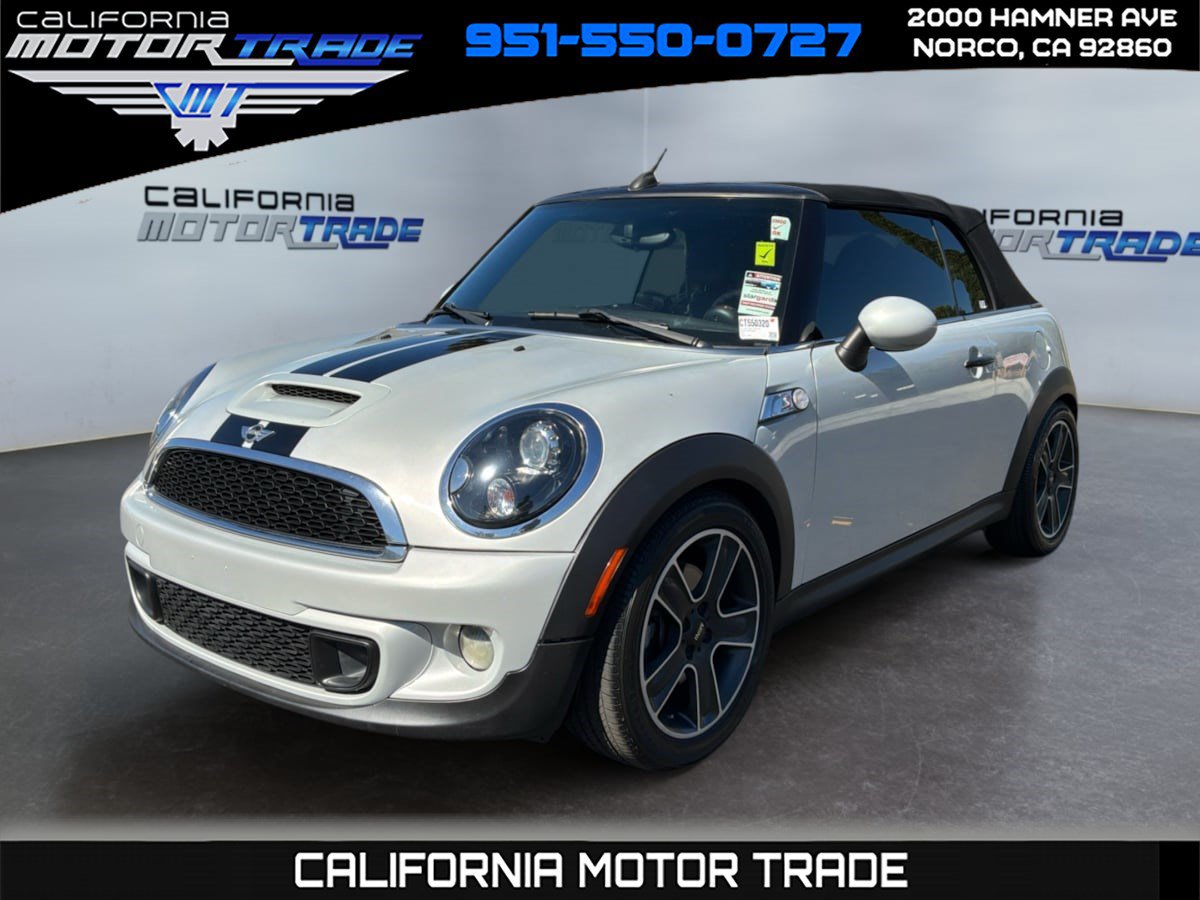 Used 2012 MINI Cooper S w/ Sport Pkg FWD image 1