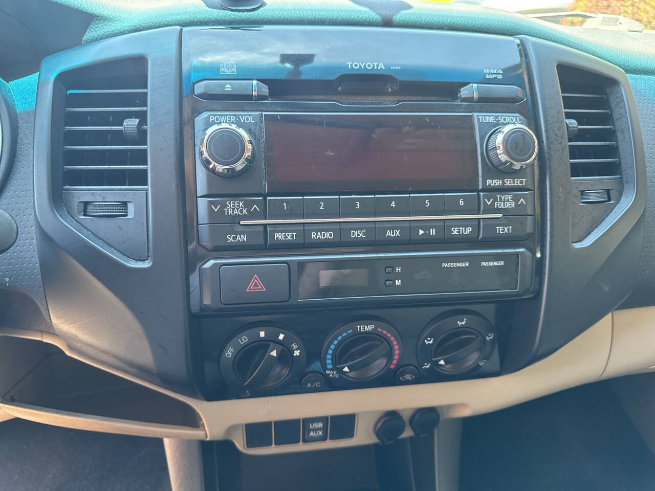 Used 2012 Toyota Tacoma PreRunner w/ Convenience Pkg RWD image 20