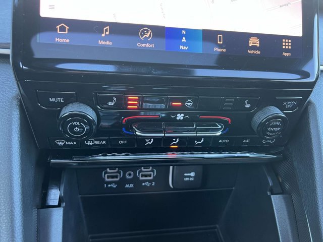 Used 2025 Jeep Grand Cherokee L Limited image 30