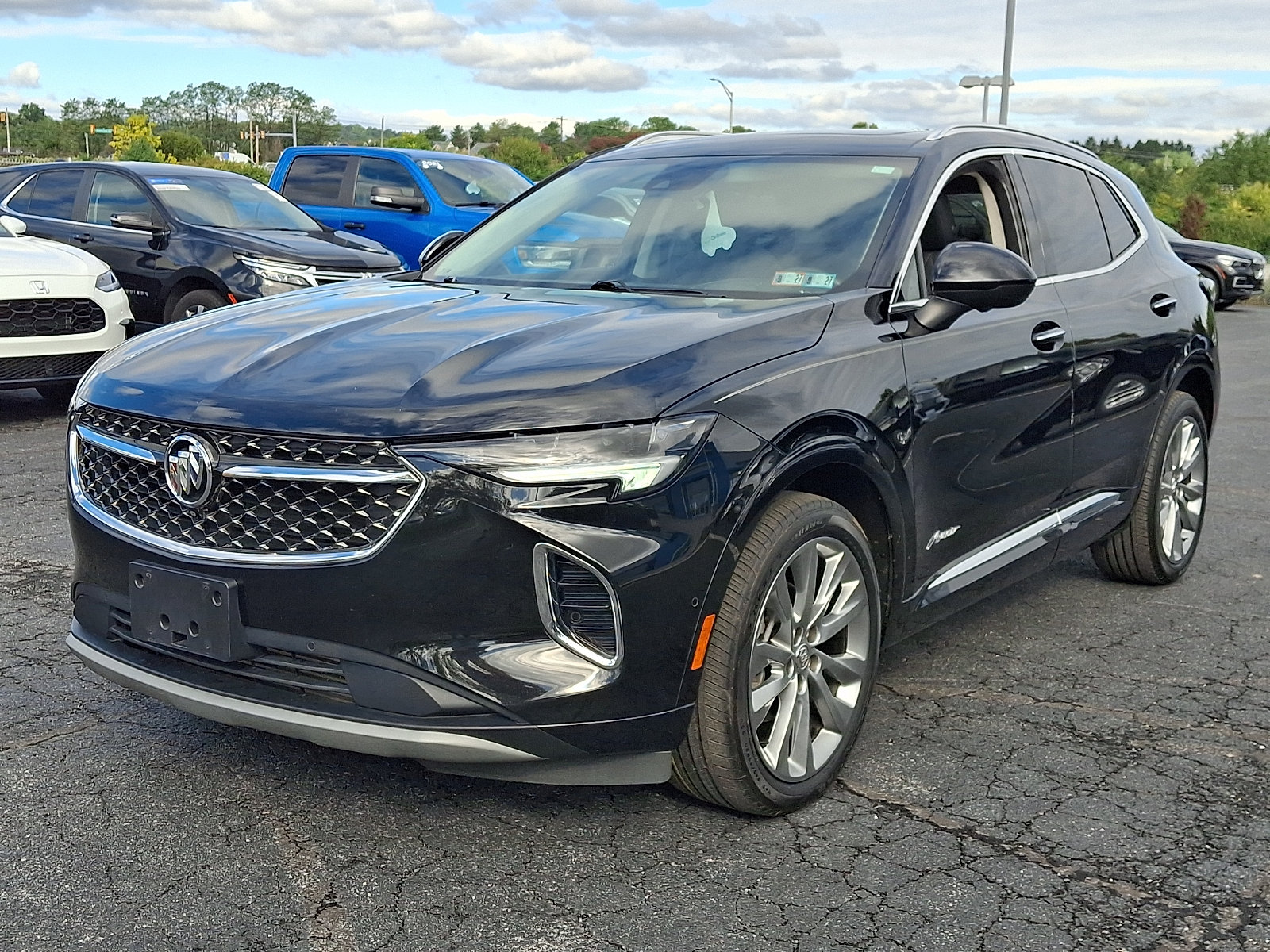 Certified 2023 Buick Envision Avenir AWD/4WD image 3