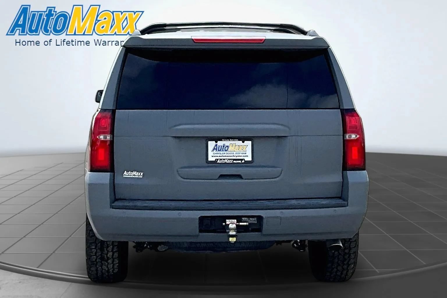 Used 2018 Chevrolet Tahoe LT w/ Z71 Midnight Edition AWD/4WD image 5