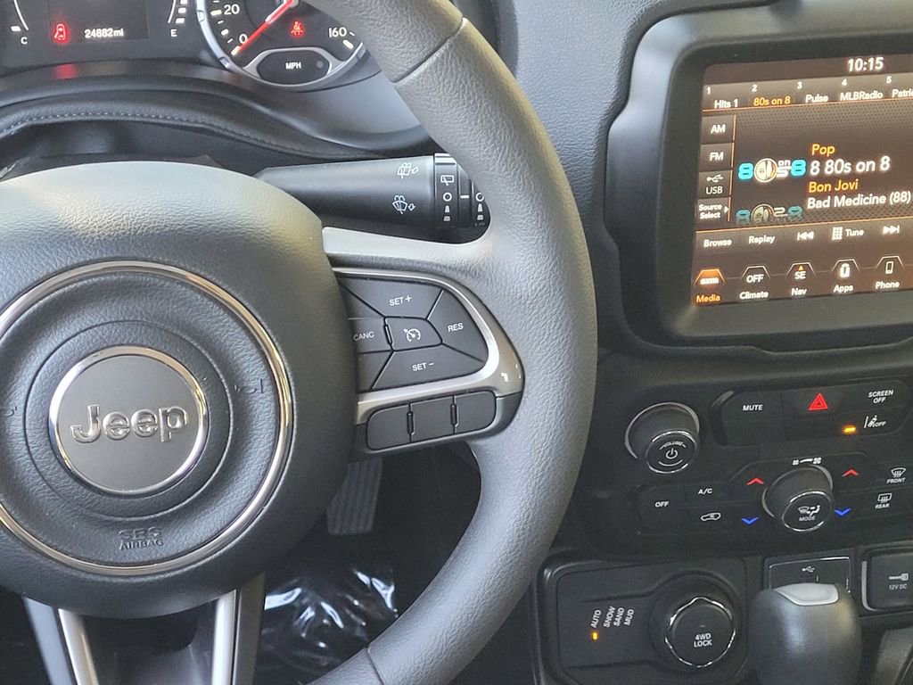 Used 2022 Jeep Renegade Sport image 12
