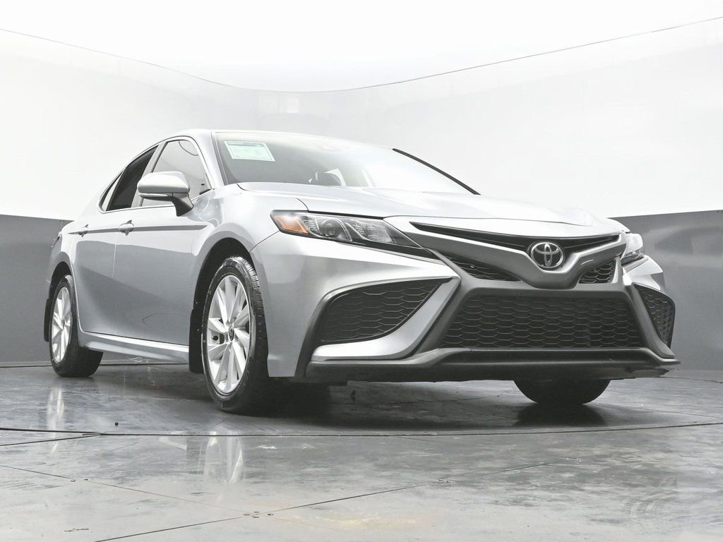 Used 2021 Toyota Camry SE image 44