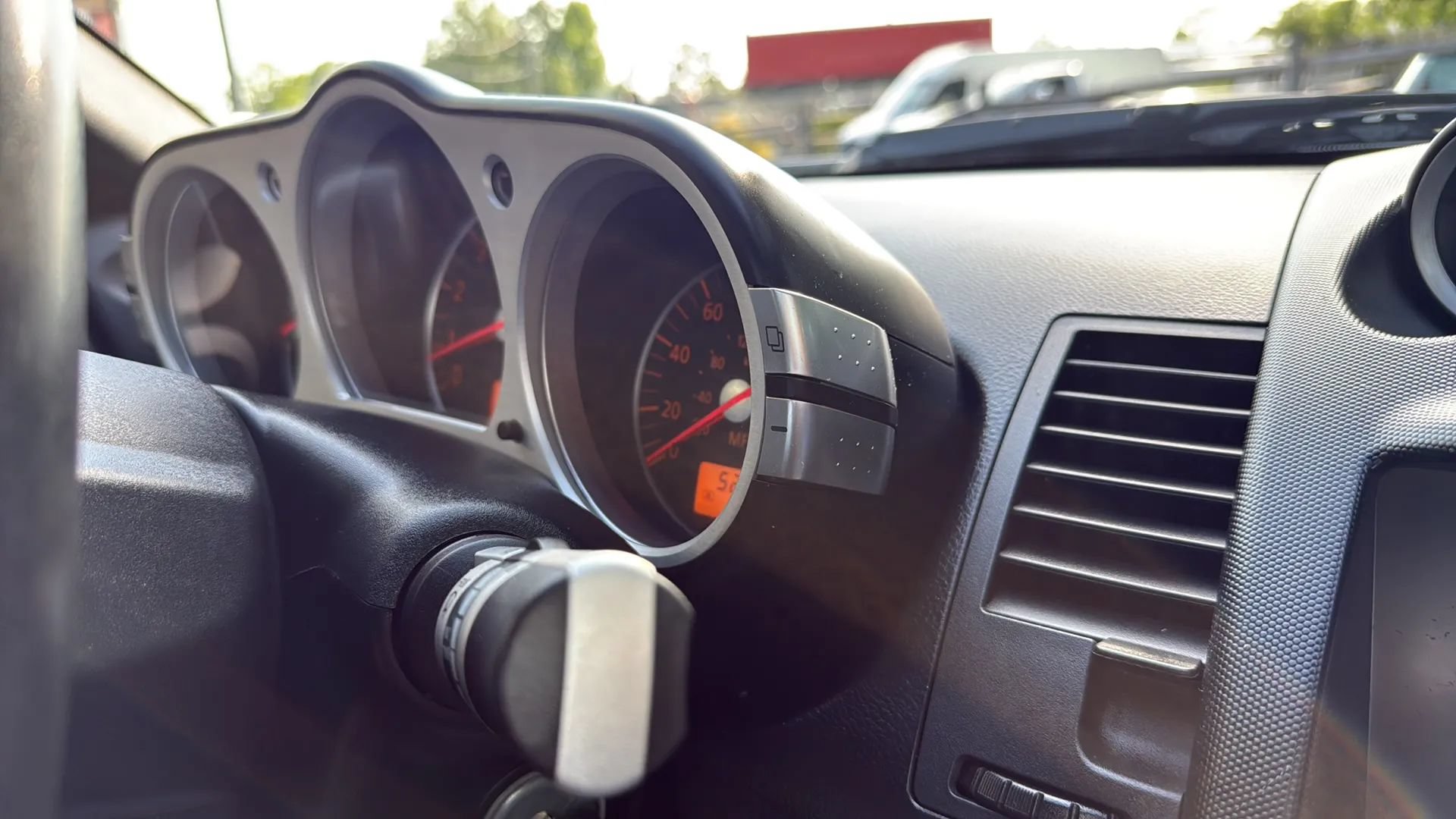 Used 2007 Nissan 350Z Touring RWD image 35