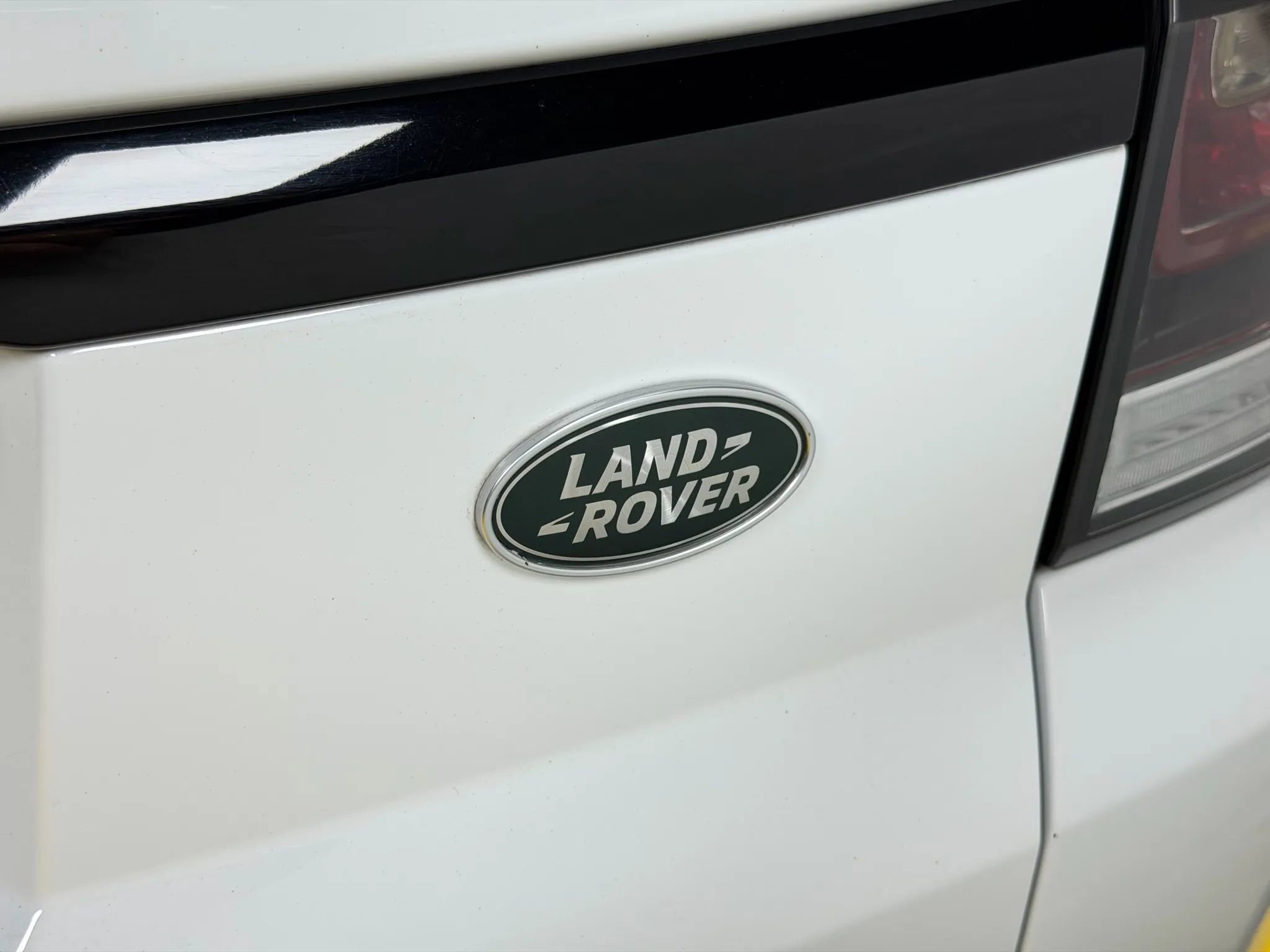 Used 2014 Land Rover Range Rover Sport Supercharged AWD/4WD image 10