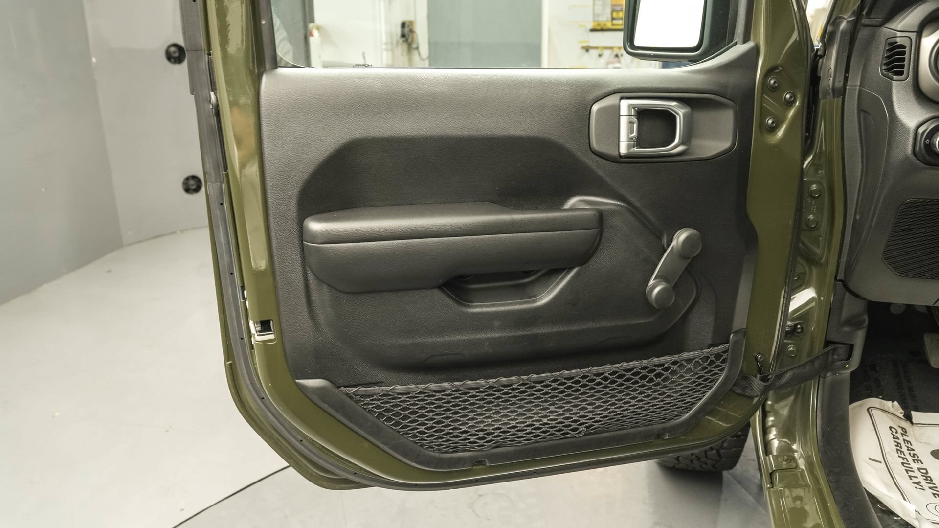 Used 2021 Jeep Wrangler Unlimited Sport AWD/4WD image 28