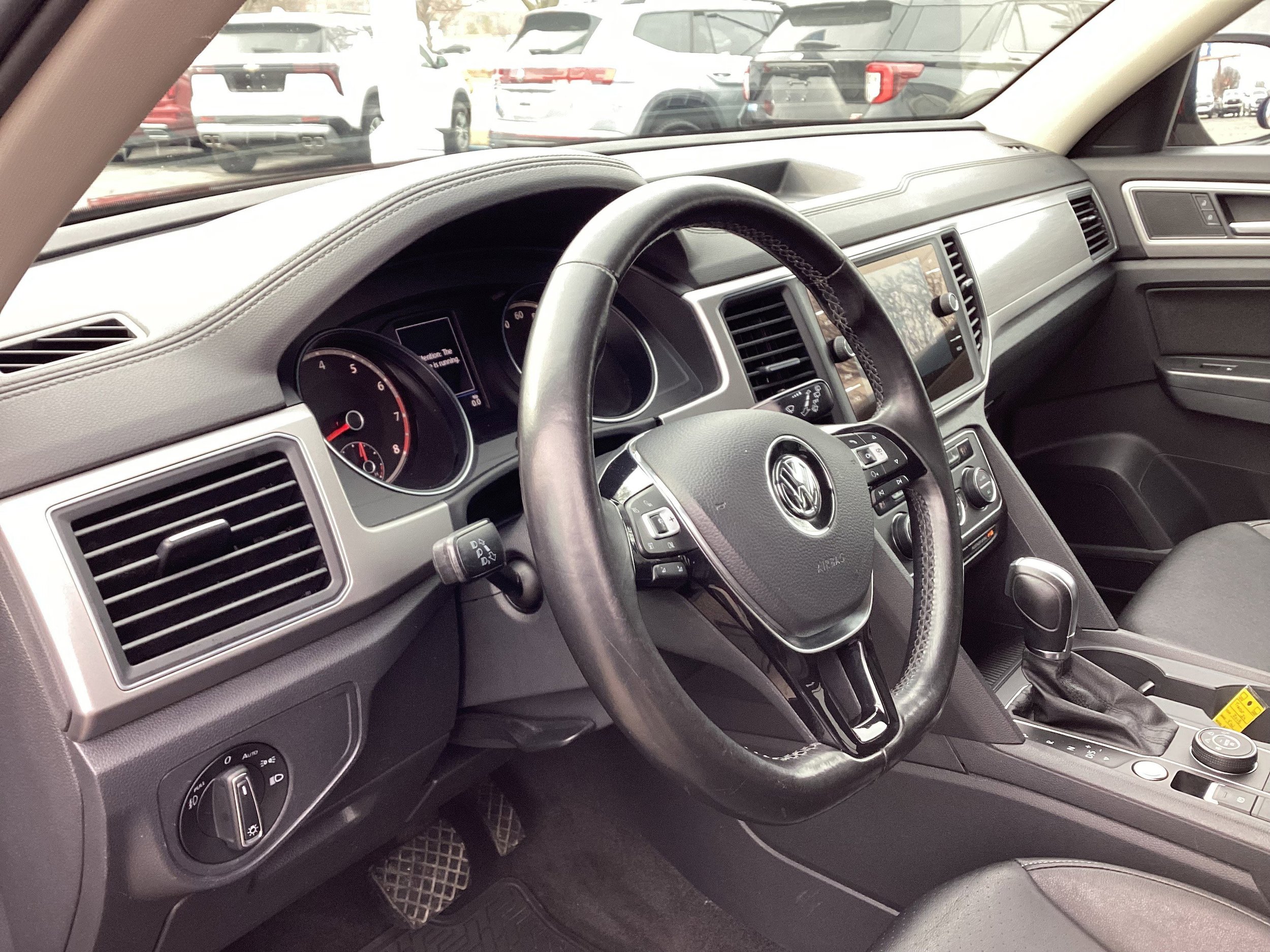 Used 2018 Volkswagen Atlas SE image 11