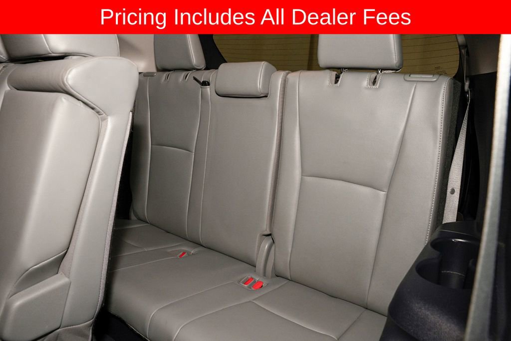 Used 2021 Toyota Highlander Limited AWD/4WD image 12