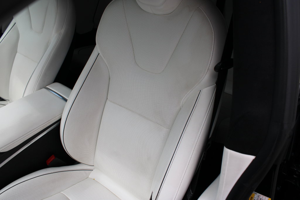 Used 2022 Tesla Model S Plaid AWD/4WD image 18
