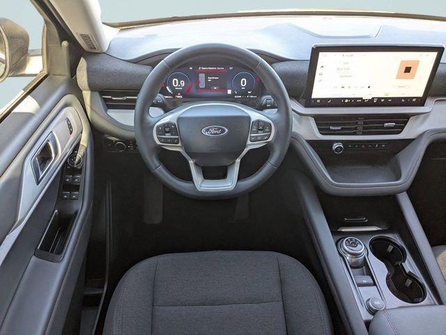 Used 2025 Ford Explorer Active image 15